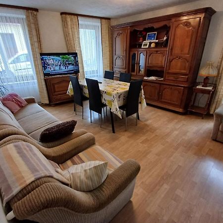 Apartamento Location-Meublé Issenheim Exterior foto